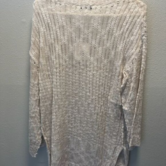 Davi & Dani Womens Distressed V-Neck Sweater Acrylic/Polyester Beige open knit - Picture 2 of 10